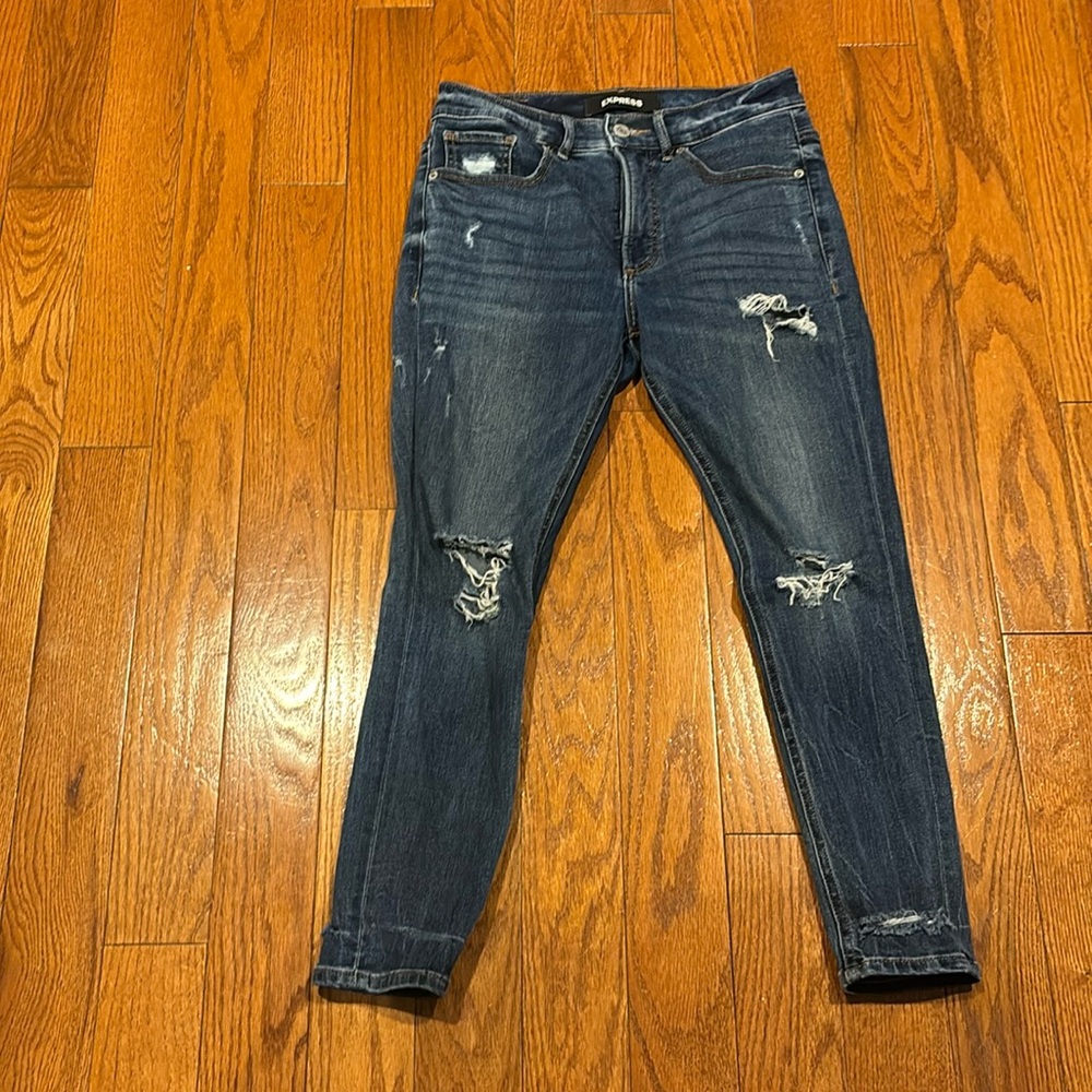 Express stretch and distressed Ankle Jeans 6S